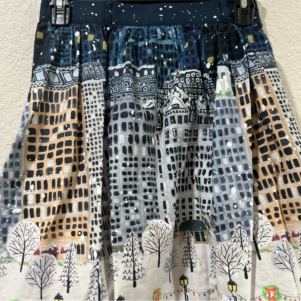 ModCloth Christmas Holiday Skirt City Lights Winter Wonderland Size XS - Picture 6 of 9